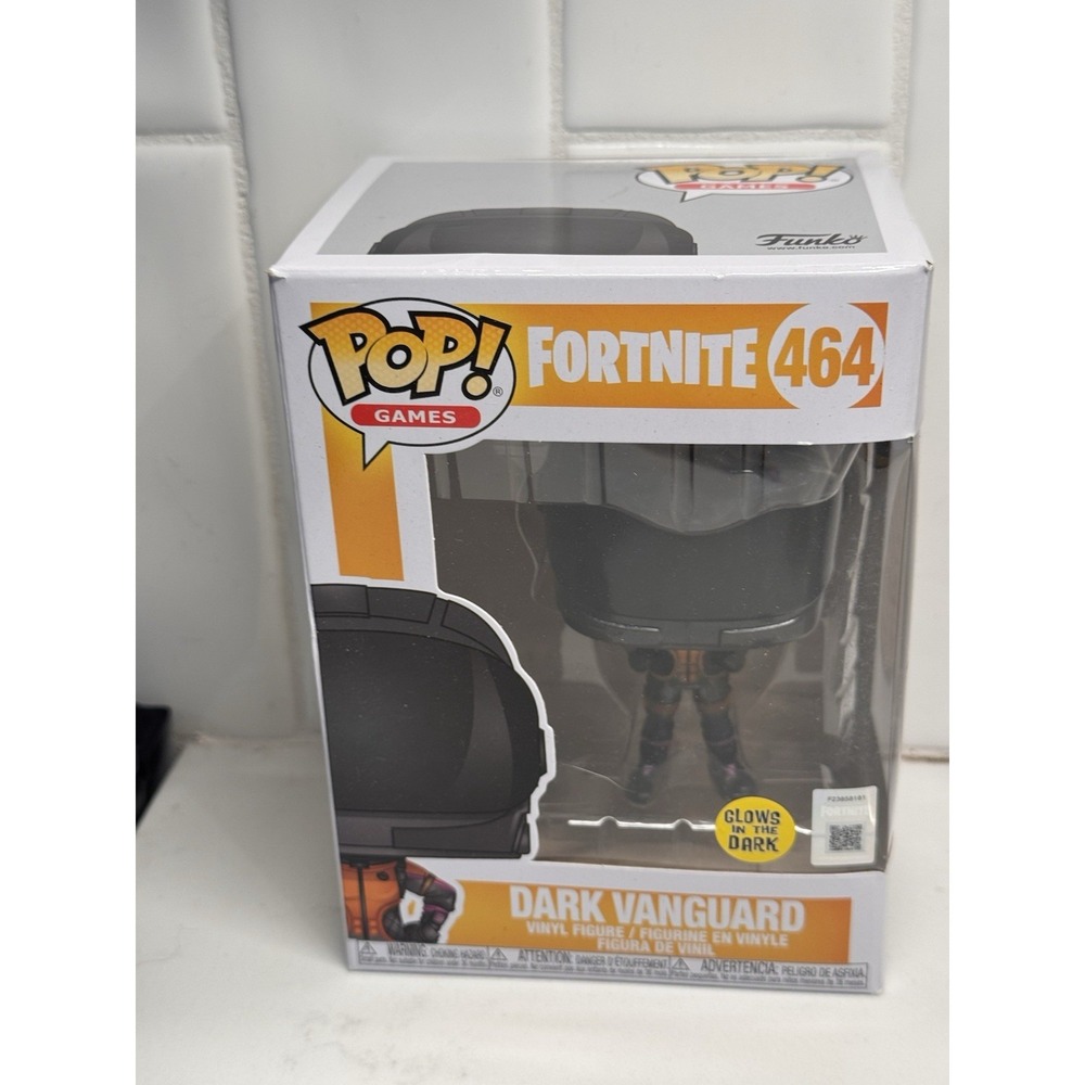 Funko Pop! Games Fortnite 464 Dark Vanguard‎ (Glows In The Dark)